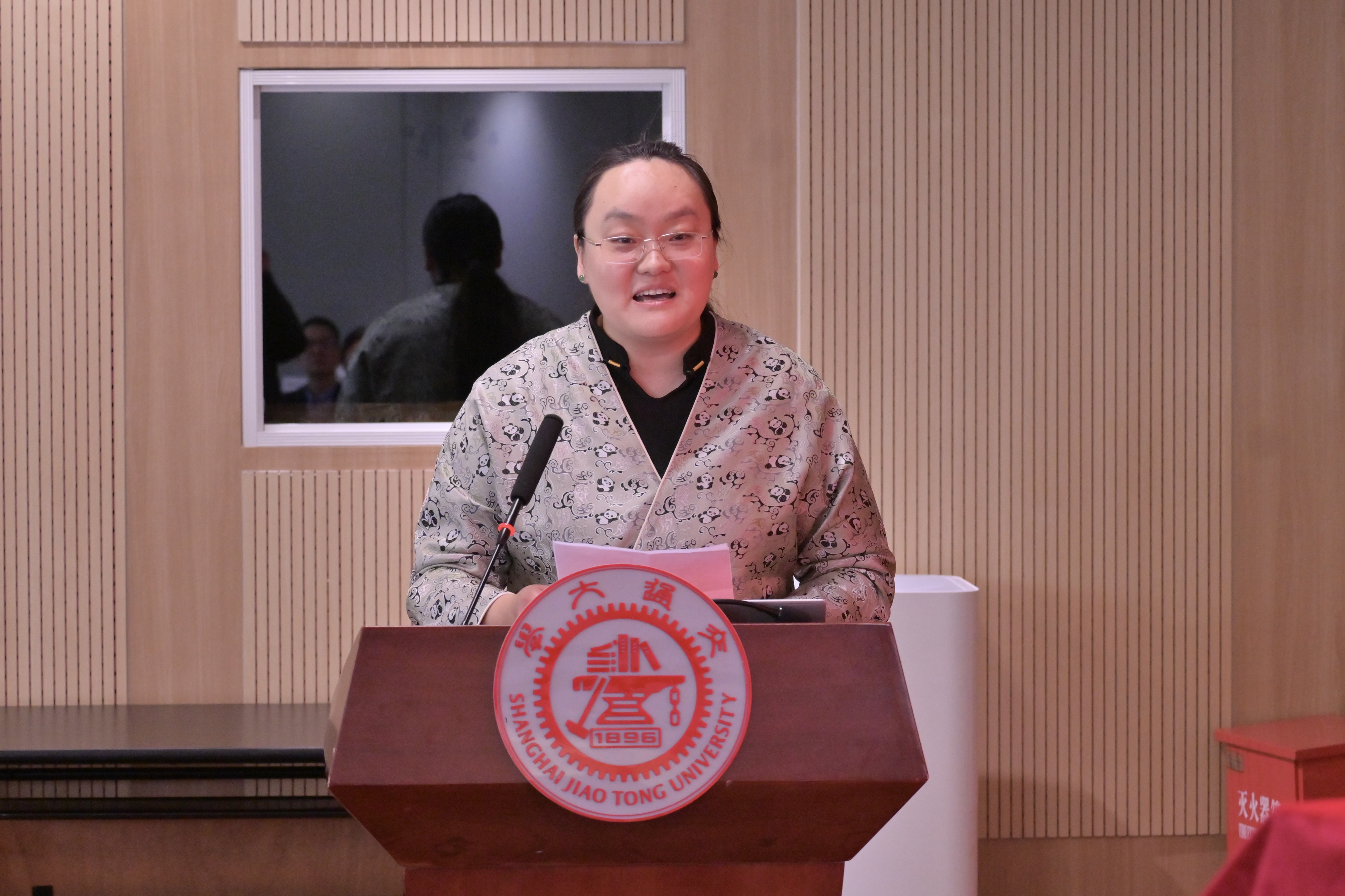 edfd22ad40e8a51ba07e03d7705ab1d0